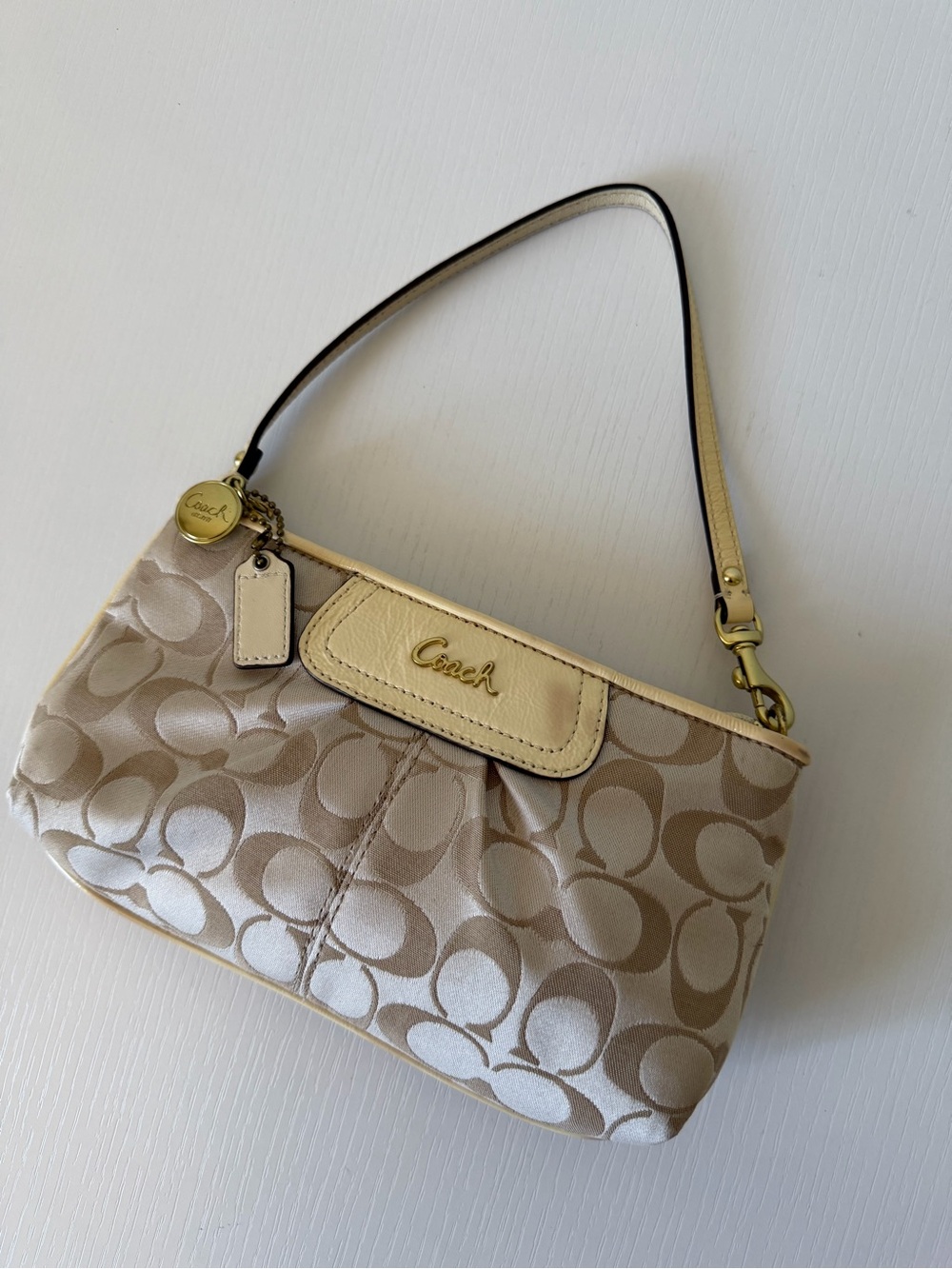Vintage Coach Beige Signature Canvas and Leather Shoulder Purse